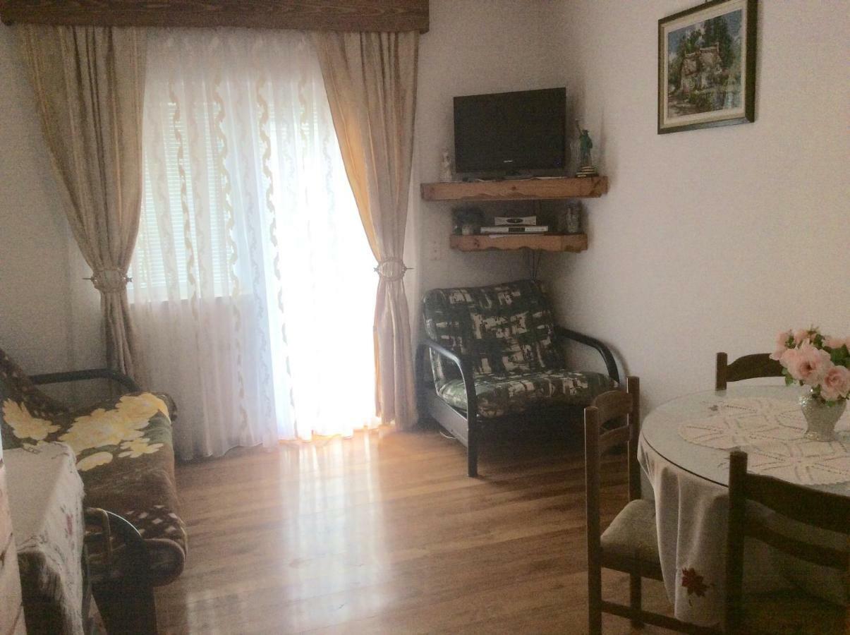 Apartman Nadia カルロバッグ エクステリア 写真